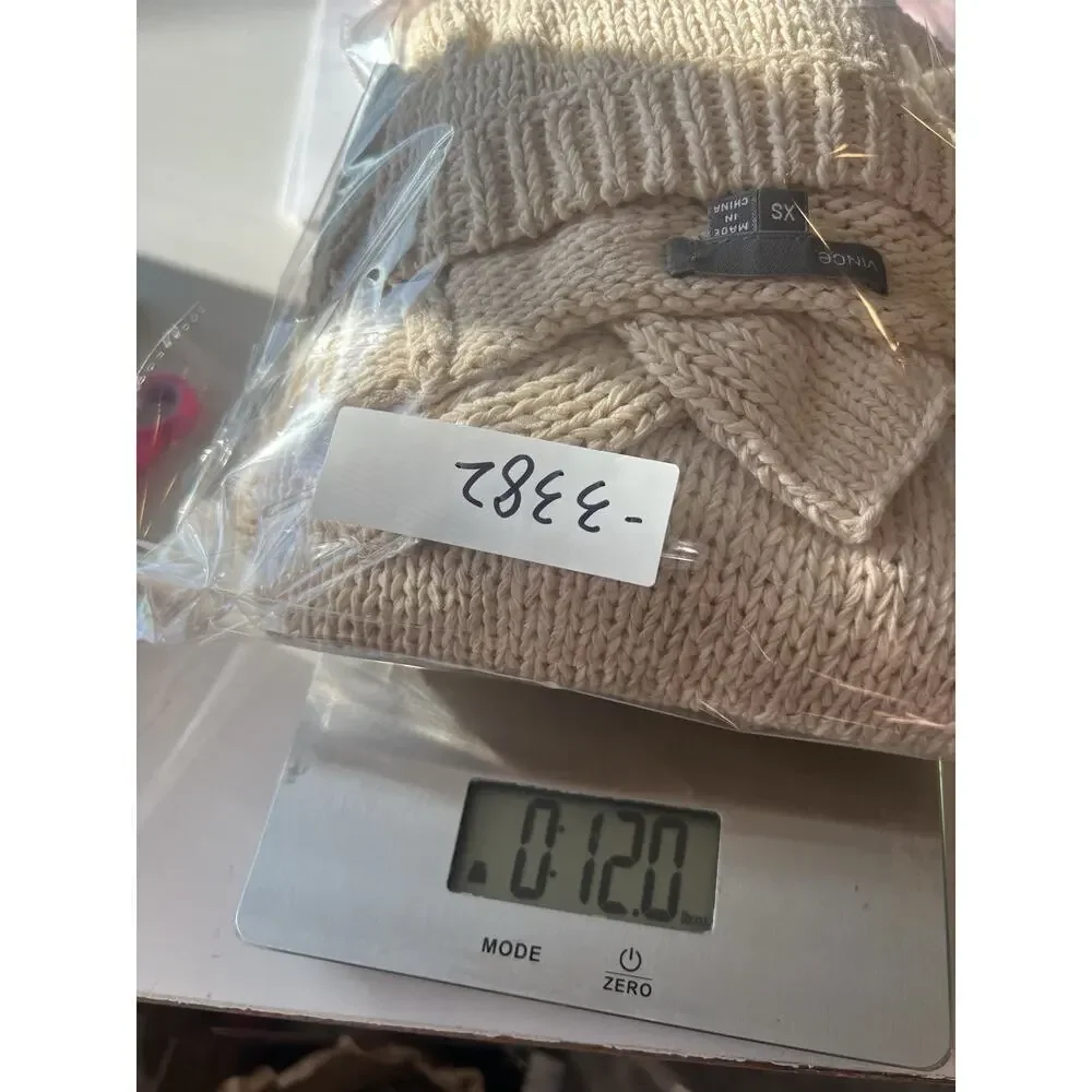 NOT FOR SALE!- Vince Womens Cable Knit Crew Neck Sweater Cream Sz XS - Picture 10 of 10
